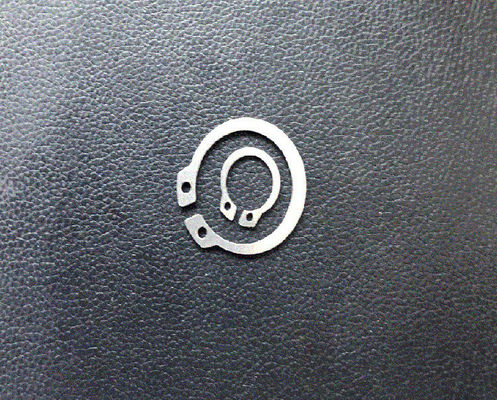 Tratamento de água SS304 aço inoxidável M3 M4 M6 M8 Snap Ring Circlip Pin Lock Shaft Washers