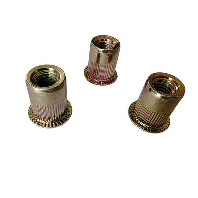 Nozes de rebites abertas de aço carbono revestidas com zinco de prata para aplicações industriais