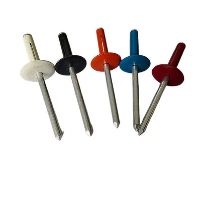 Lanternas à prova de água de acabamento brilhante Rivets com características resistentes à corrosão e à ferrugem