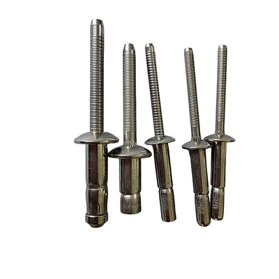 Rivets de tipo de bloqueio cego competitivo em material de aço inoxidável com acabamento brilhante